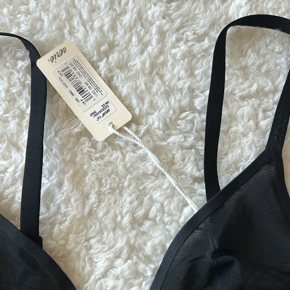 Aerie Smoothez Mesh Unlined Triangle Bralette Black Small NWT - Picture 3 of 6